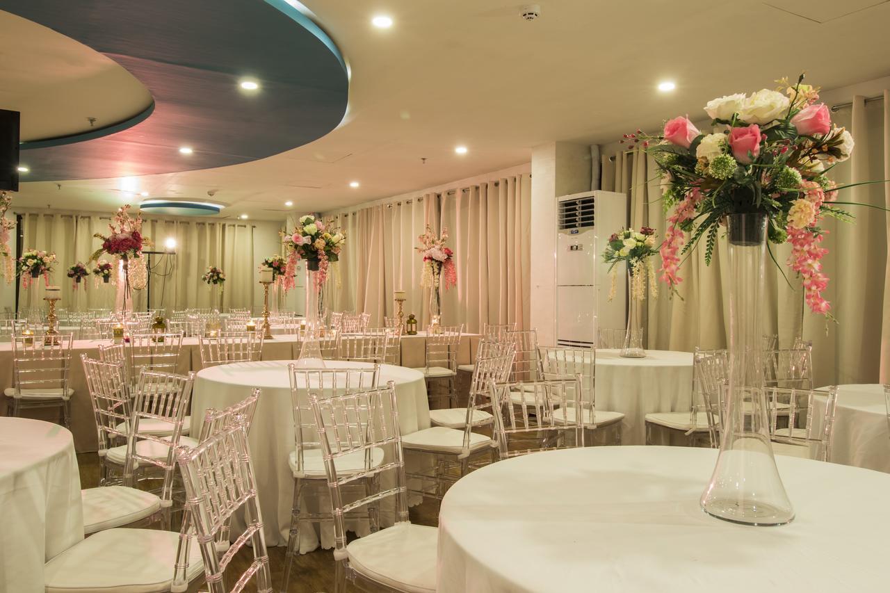 Baypark Hotel 칼바요그 외부 사진