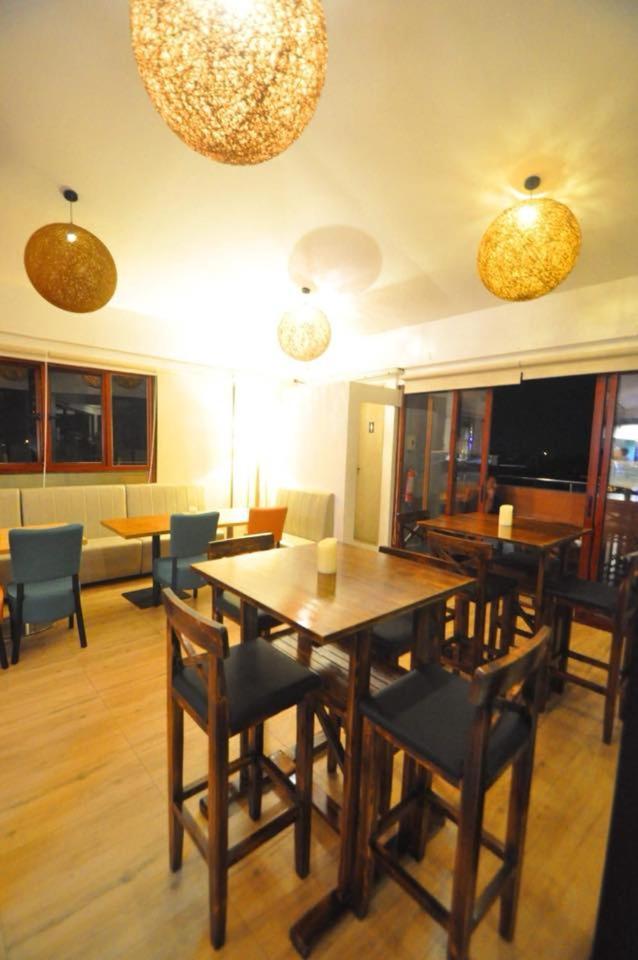 Baypark Hotel 칼바요그 외부 사진