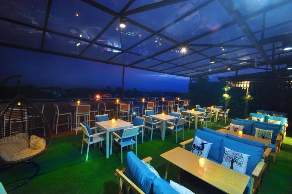 Baypark Hotel 칼바요그 외부 사진